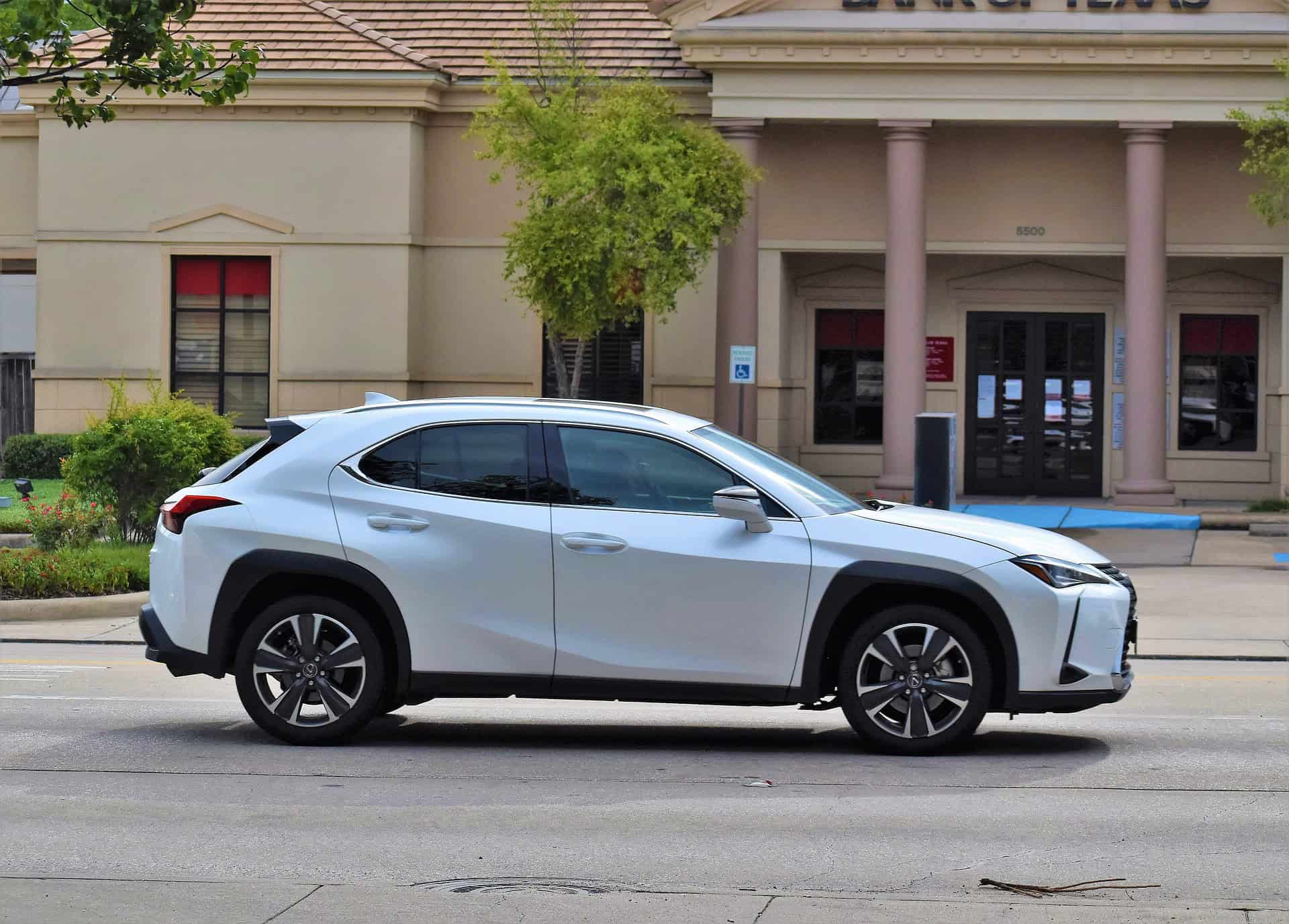 weekly car rental near me